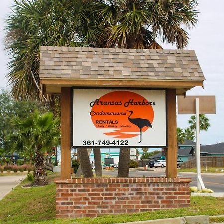 Ah-J137 Newly Remodeled First Floor Condo, Shared Pool & Hot Tub Port Aransas Exterior photo